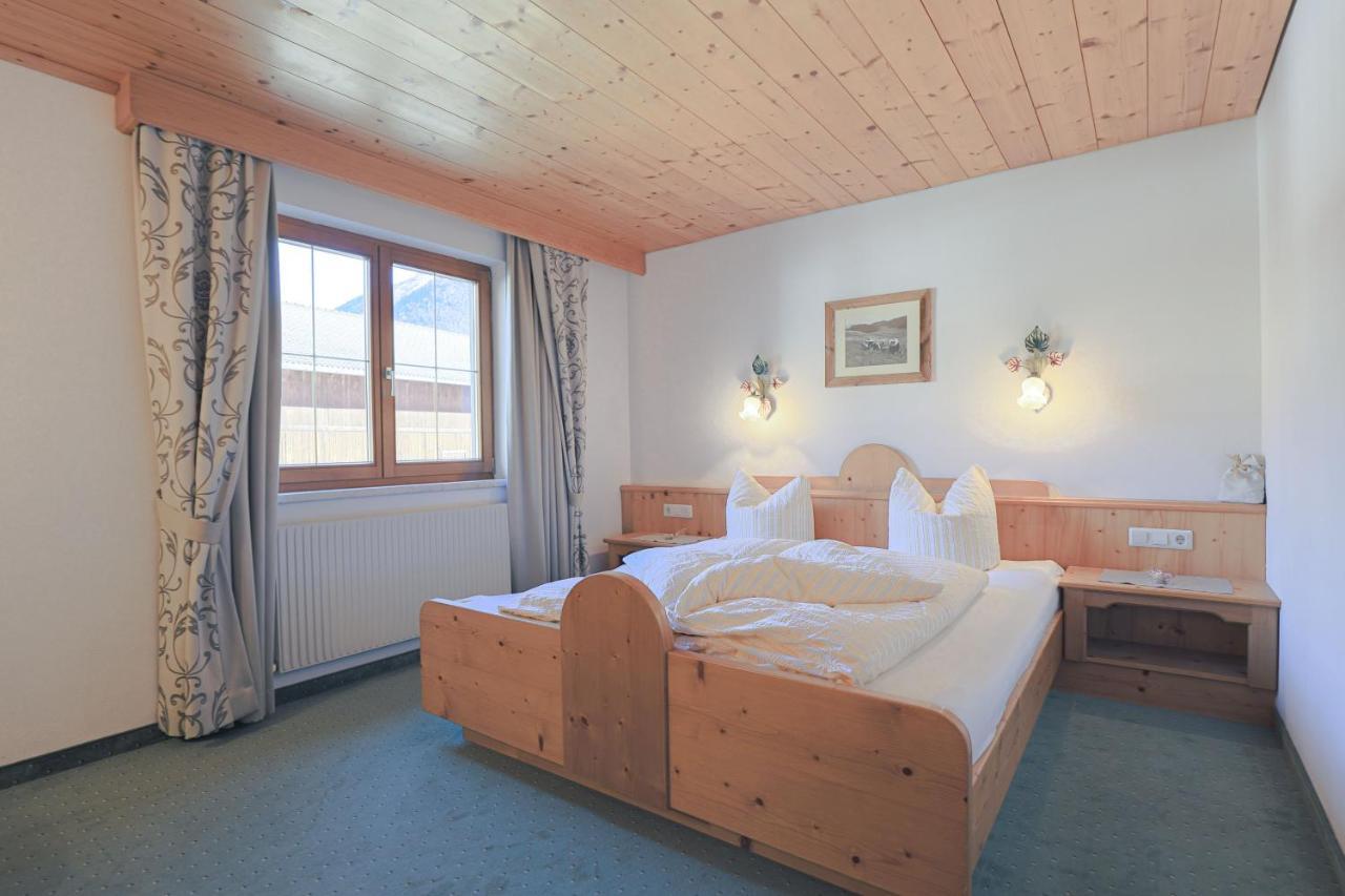 ניוסטיפט אים סטובאיטל Ausserwieserhof מראה חיצוני תמונה